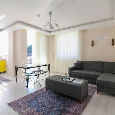 شقة Havuzlu Lux Apart *