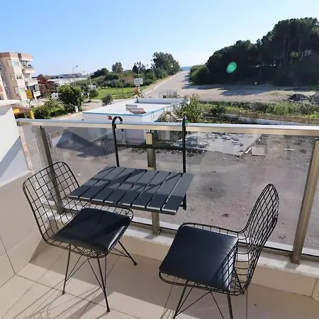 شقة Havuzlu Lux Apart